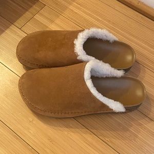 New Jenni Kayne Suede and Sherling lined Moc Clog 39 9